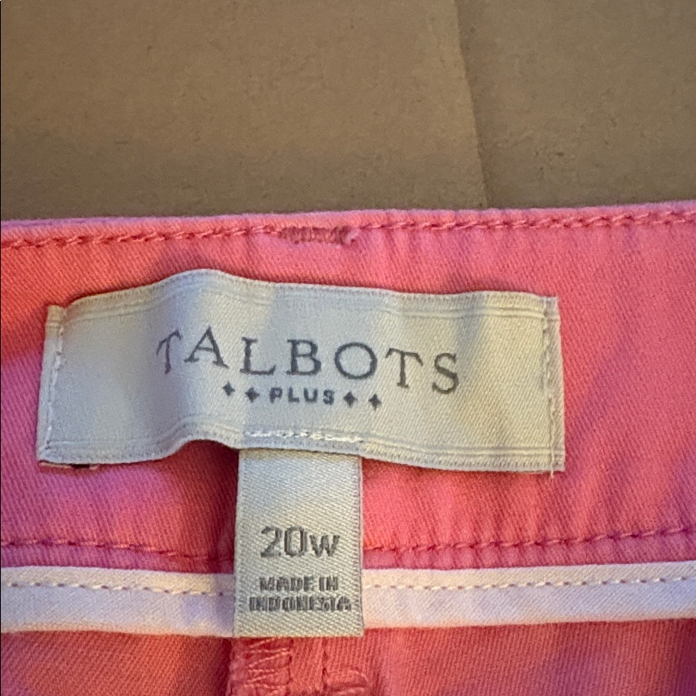 Talbots RELAXED CHINO SHORTS - Picture 2 of 5
